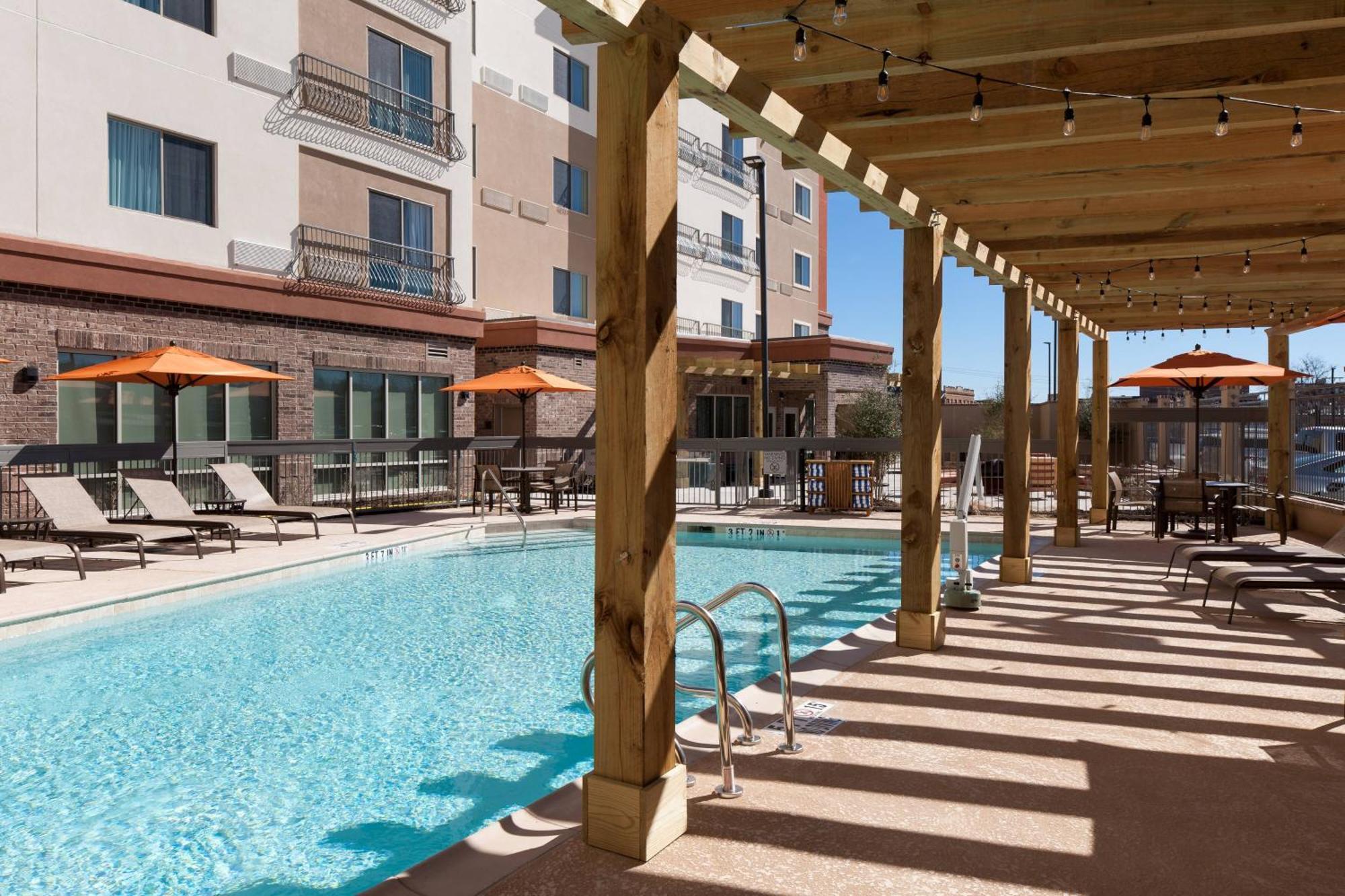 Courtyard By Marriott Fort Worth Historic Stockyards Bagian luar foto
